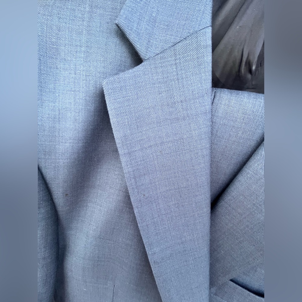 Jos. A. Banks 40R Men’s Suit